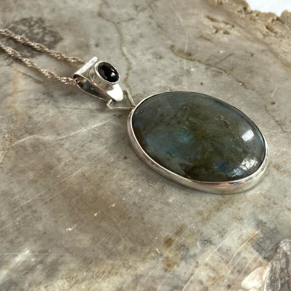 Sterling Silver 925 Bezel Set Oval Labradorite Garnet Pendant Necklace 20" Chain - Picture 8 of 16